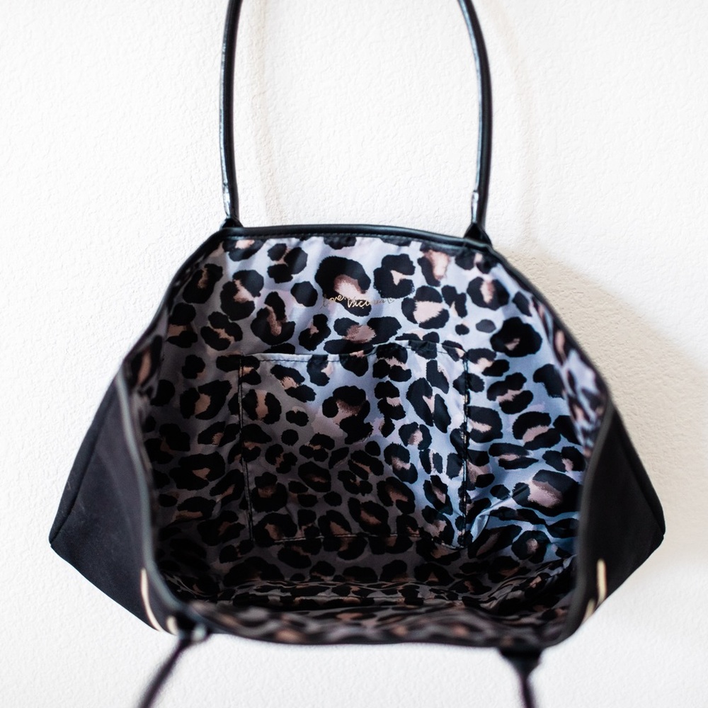 Victoria’s Secret Tote Bag - Picture 2 of 3